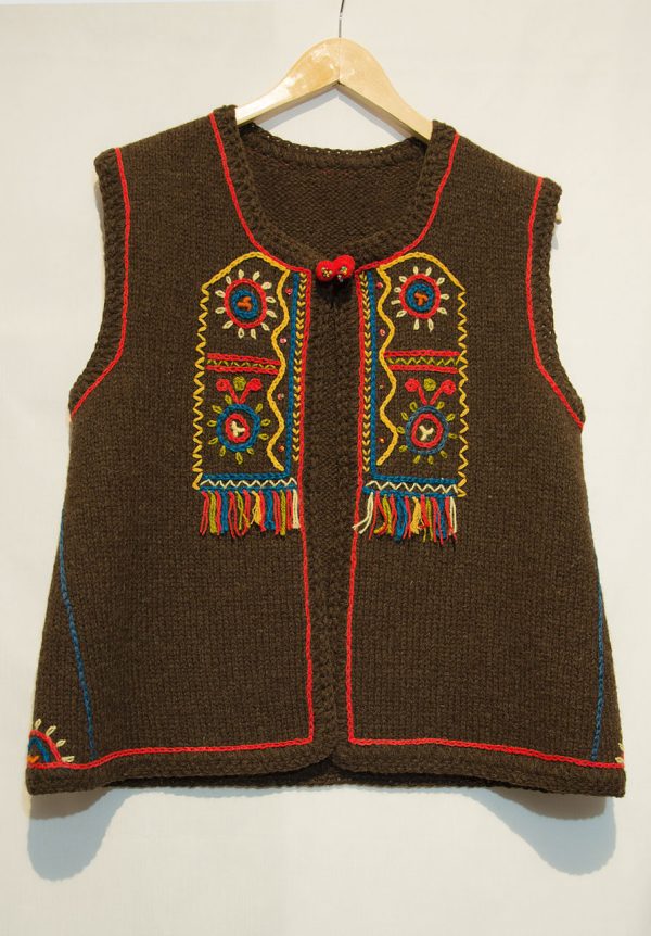 hand made bulgarian kniting vest