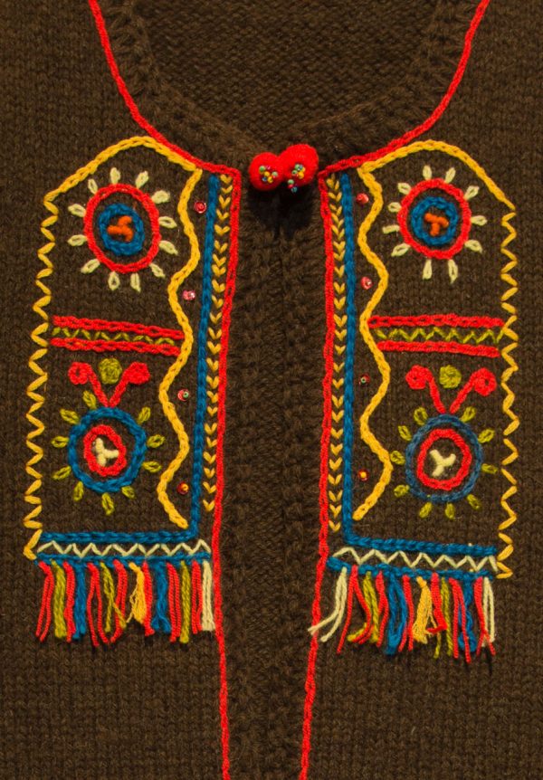 hand made bulgarian kniting vest