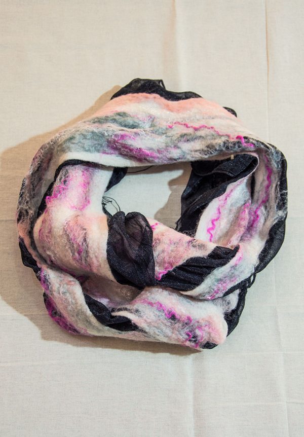 Scarf of felt and fabric