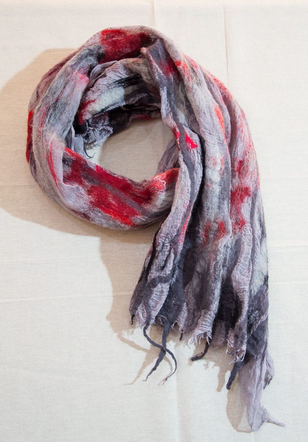 Scarf of felt and fabric