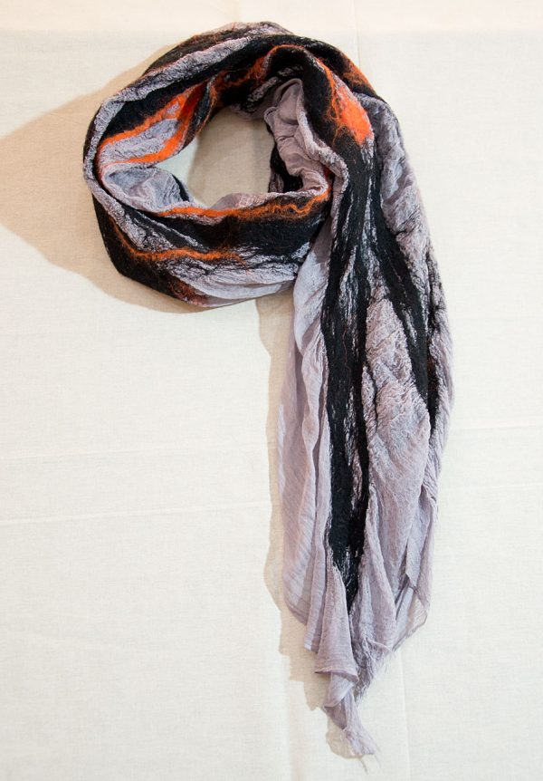 Scarf of felt and fabric