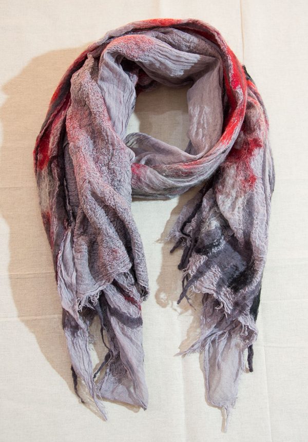 Scarf of felt and fabric