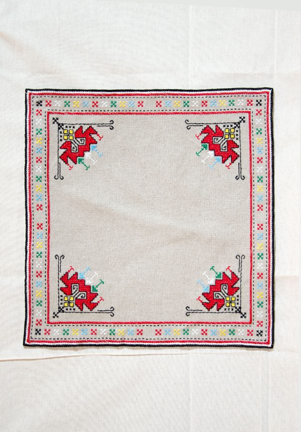 handmade bulgarian embroidery serviette