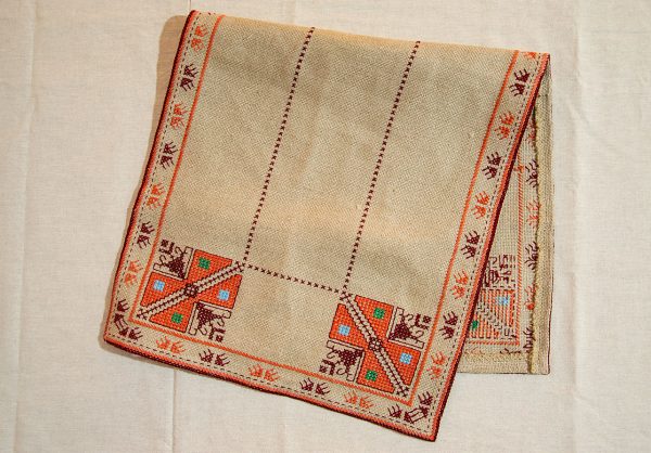 handmade bulgarian embroidery serviette