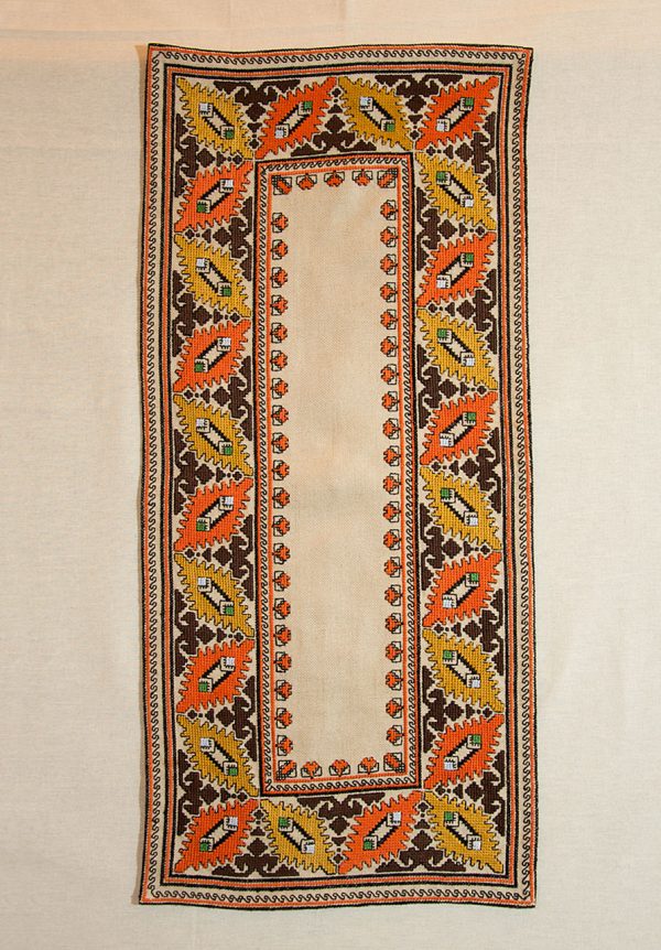 handmade bulgarian embroidery serviette