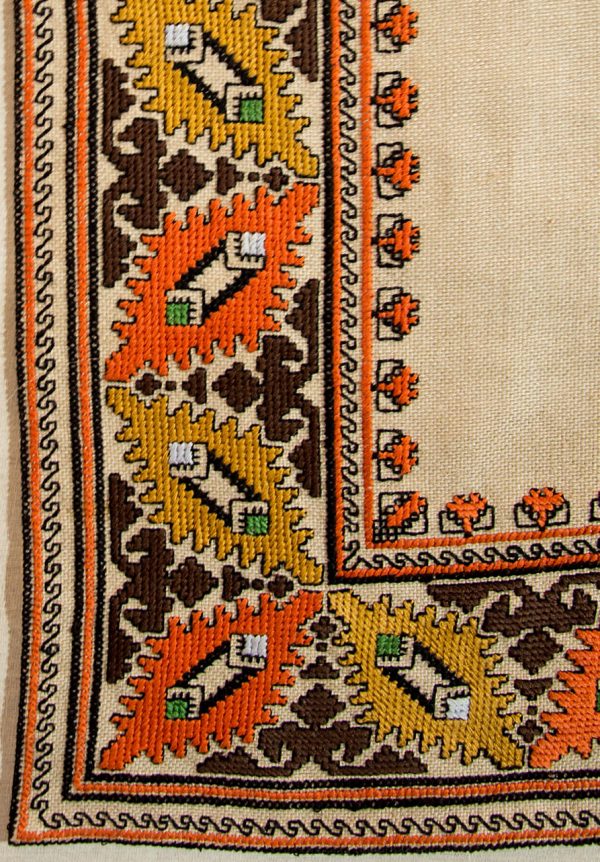 handmade bulgarian embroidery serviette