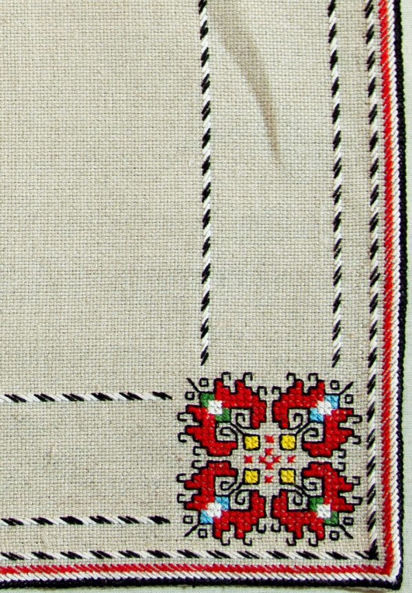 handmade bulgarian embroidery serviette